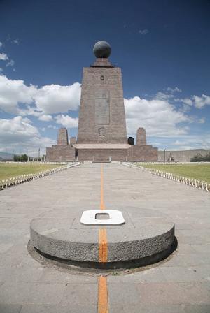 Mitad del mundo - Línea ecuatorial